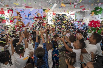 Voluntariado Banreservas celebra fiesta navideña infantil en El Dique 