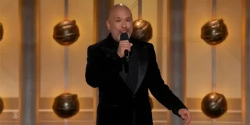 Globos de Oro: el polémico e incómodo monólogo de Jo Koy en los premios