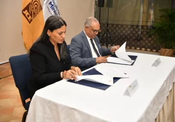 Firman acuerdo de cooperación para capacitar a fiscales electorales