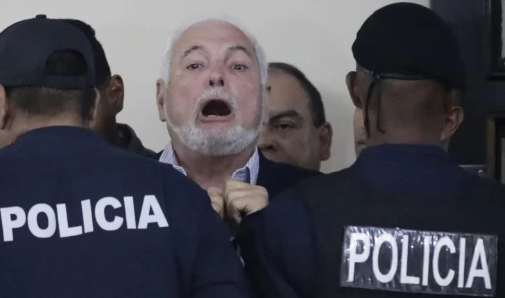 Expresidente de Panamá insiste en su inocencia tras confirmarse condena a 10 años