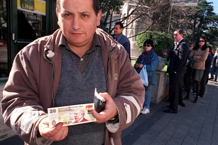 Cómo funciona el Bocade, la cuasimoneda con la que una provincia de Argentina desafía el 'déficit cero' del presidente Javier Milei