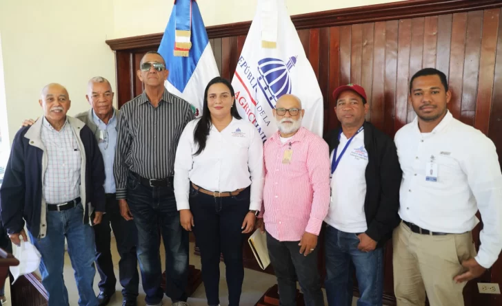 Agricultura preparará 200,000 tareas de tierra a productores afectados por thrips en San Juan