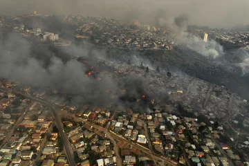 Boric confirma 46 muertos en incendios y teme que cifra aumente