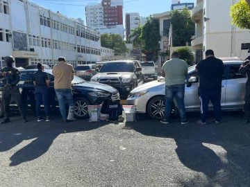 Antinarcóticos arresta a cuatro personas con siete mil gramos de cocaína en SDE