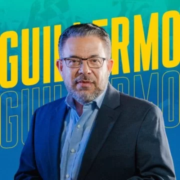 Guillermo Moreno se disculpa por saludar Independencia con himno de EEUU