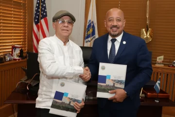 Santo Domingo Este y Lawrence (EEUU) firman convenio de Cooperación y Hermanamiento