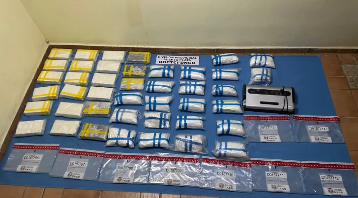 Incautan 41 paquetes de cocaína en Puerto Plata
