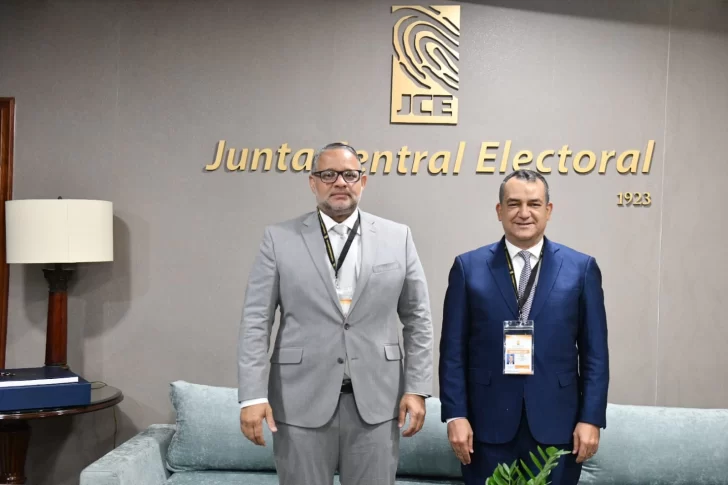 Presidente de la JCE y fiscal Electoral abordan crímenes y delitos ...