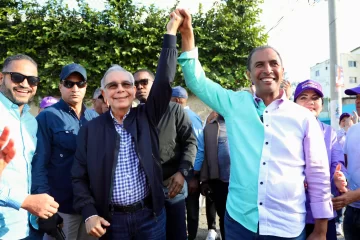 El candidato a alcalde Domingo Contreras renuncia al PLD