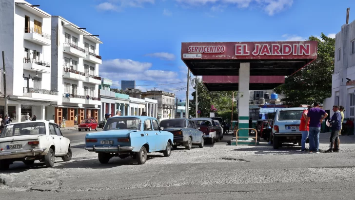 Gobierno cubano busca cierre de filas político tras ajuste económico