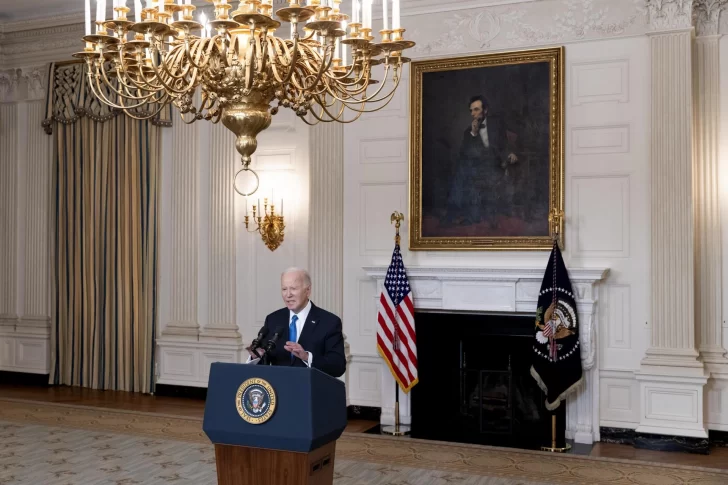 Biden condena 'estúpido' y 'vergonzoso' comentario de Trump