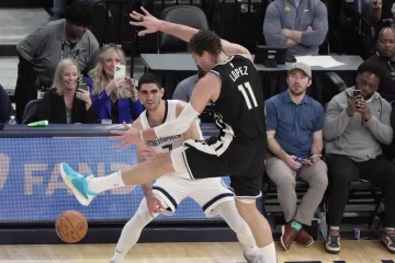 Warriors y Wolves sonríen antes del All-Star; Bucks se van de vacaciones con la cara larga