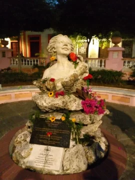 Julia de Burgos en Santo Domingo