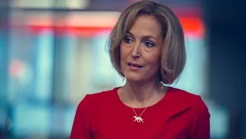 El 'miedo' de Gillian Anderson a interpretar a la periodista de la BBC que hizo la explosiva entrevista al príncipe Andrés recreada en la película 'La gran exclusiva'