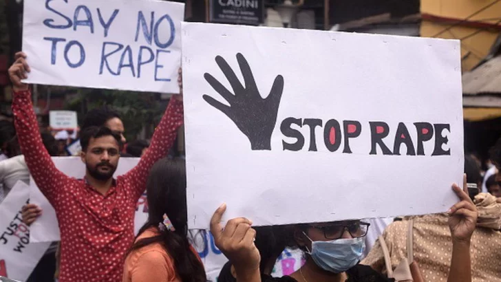 '7 hombres me han violado, nos han pegado y robado': conmoción en India por la violación en grupo y golpiza a una pareja española