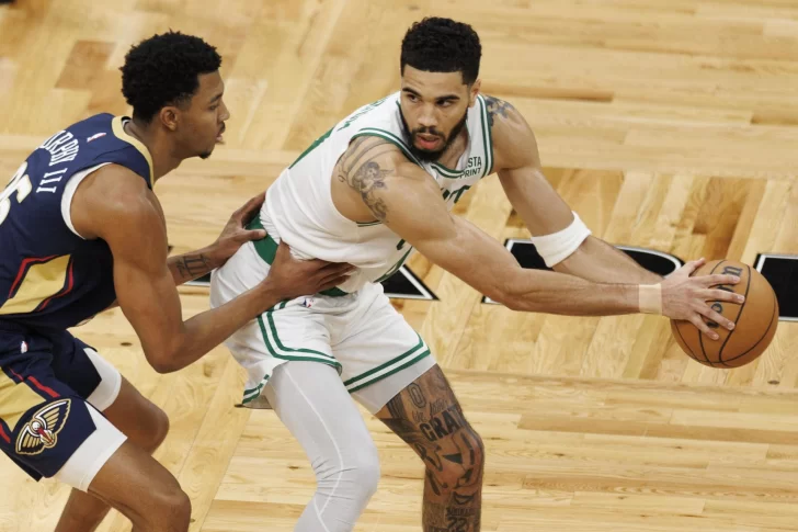 Celtics y Nuggets no aflojan