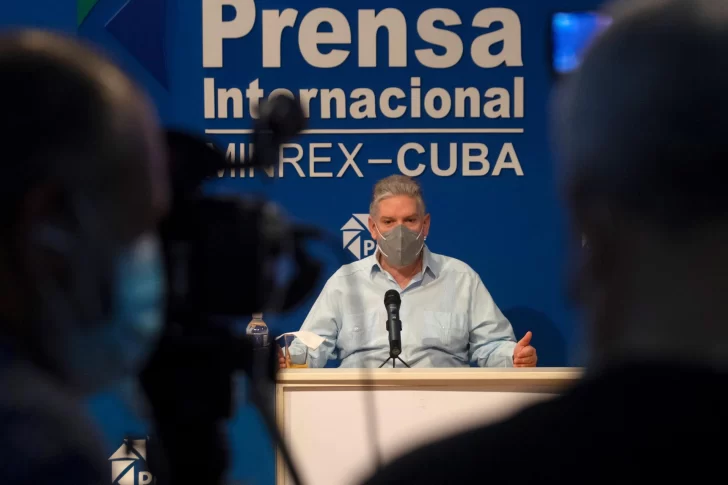 Cuba confirma investigación por corrupción a su ahora exministro de Economía