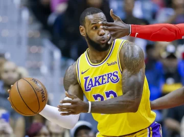 LeBron a 9 puntos de los 40.000 y Wembanyama regala otra noche antológica