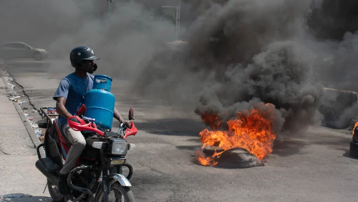 Persiste el caos en Haití que espera el pleno establecimiento del Consejo de Transición