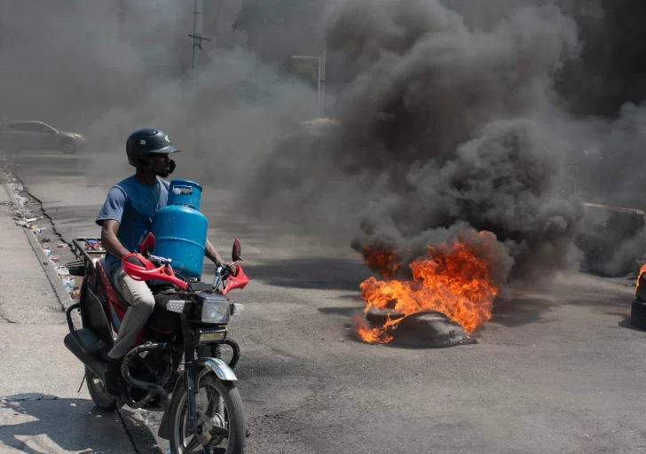 Persiste el caos en Haití que espera el pleno establecimiento del Consejo de Transición