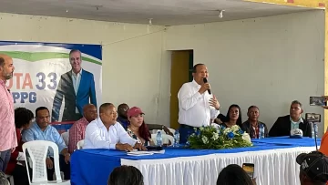 Senador considera conveniente a intereses dominicanos establecer el puente aéreo humanitario para ayuda de Haití