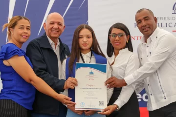 Centros Tecnológicos Comunitarios entrenan jóvenes sureños en WorkShop a Pedro Corto.