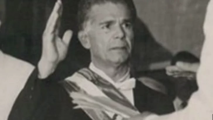 Exfuncionario de gobierno de Balaguer responde al periodista Esteban Rosario Exfuncionario de gobierno de Balaguer responde al periodista Esteban Rosario