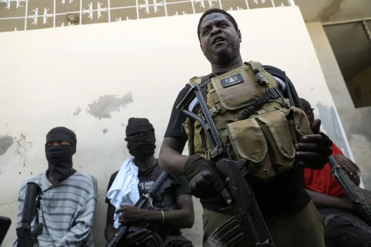 Policía y banda armada de 'Barbecue' libran combates en Puerto Príncipe