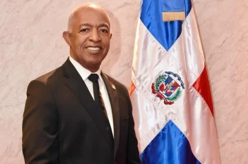  Bertico Santana es designado coordinador general de la campaña de Luis Abinader en Santo Domingo Este