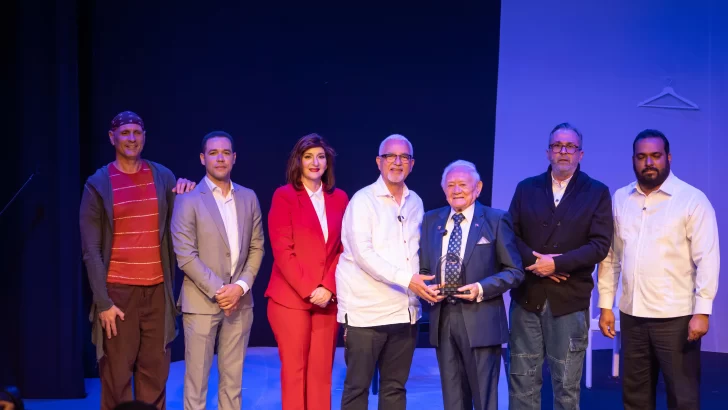 Tercera Temporada de Teatro Banreservas reconoce trayectoria de don Salvador Pérez Martínez, “El Pera”