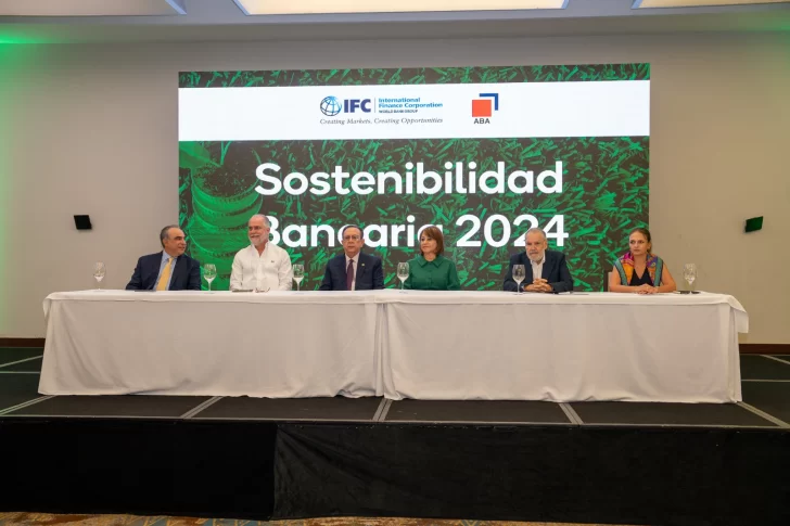 Bancos dominicanos firman protocolo verde para abordar desafíos climáticos