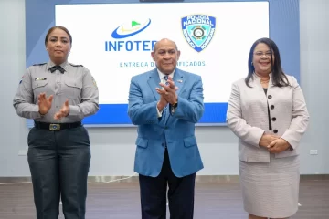 Certifican oficiales de la PN en lenguaje de señas