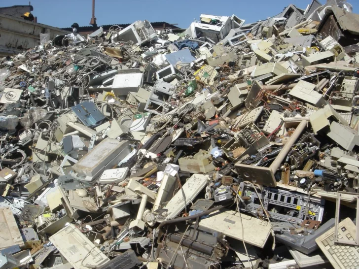 La basura electrónica crece 5 veces más rápido que el reciclaje