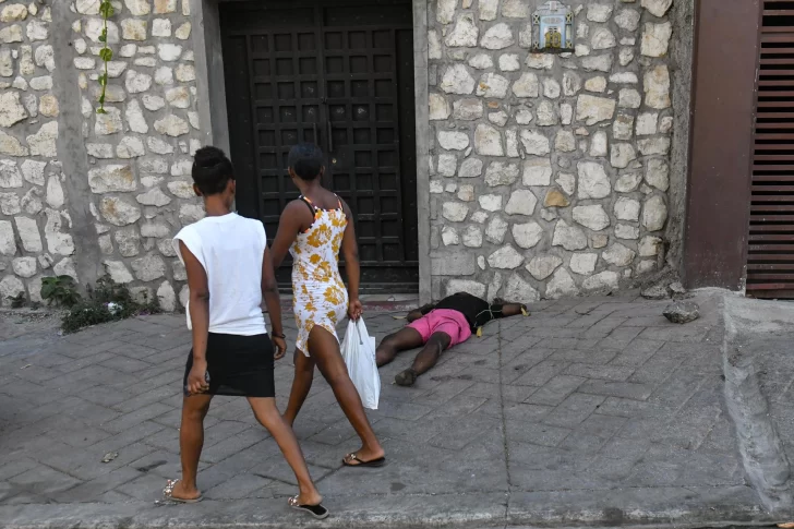 El terror y la muerte protagonizan la vida en la capital de Haití