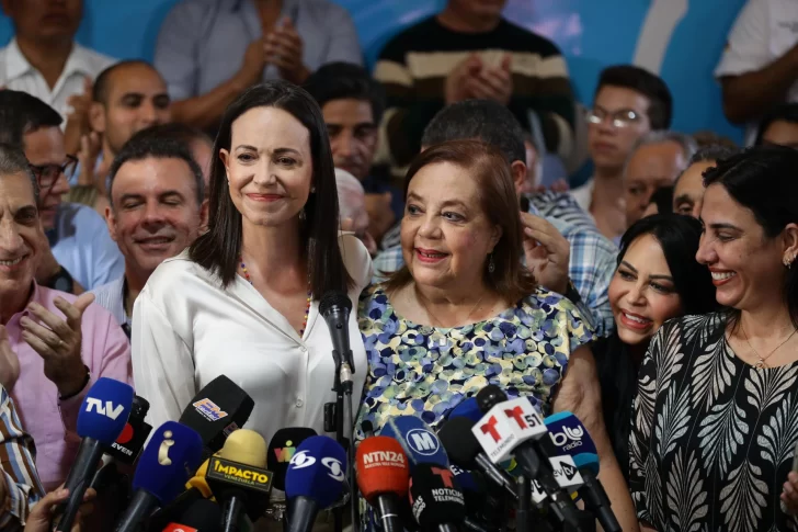 El antichavismo cambia a Corina Machado por Corina Yoris para presidenciales