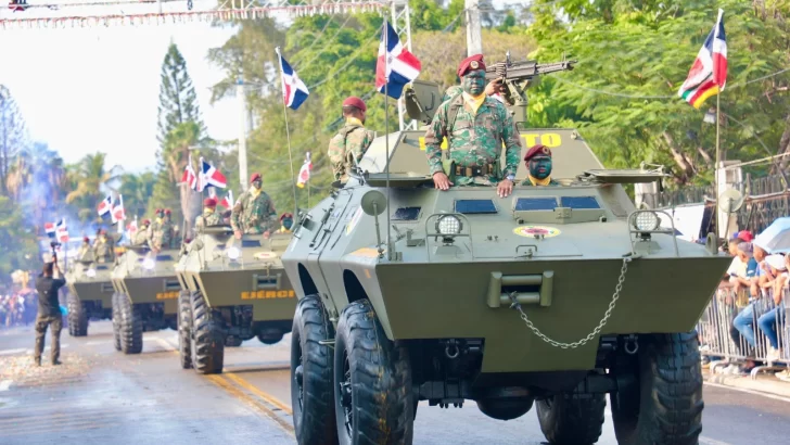 El Ejecutivo encabeza desfile en conmemoración del 180 aniversario de la batalla del 30 de Marzo