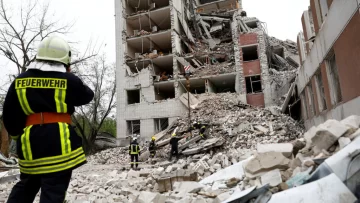 Un bombardeo ruso deja al menos 14 muertos en la ciudad ucraniana de Chernígov