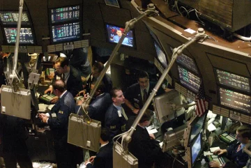 Wall Street cierra en rojo por belicismo de Israel