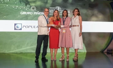 Popular recibe premio de Grupo Piñero por su apoyo operativo y en sostenibilidad