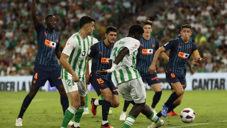 El Valencia y el Betis se juegan el último billete con destino a Europa