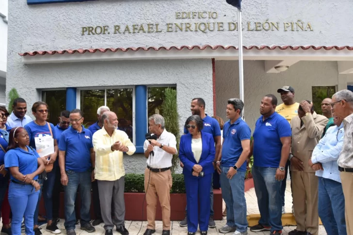 ADP designa con el nombre de Enrique de León su sede central