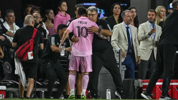 Martino culpa al dinero de eliminación del Inter de Messi ante mexicanos