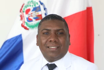 Cholo D' Oleo es el nuevo presidente del Concejo de Regidores de Santiago