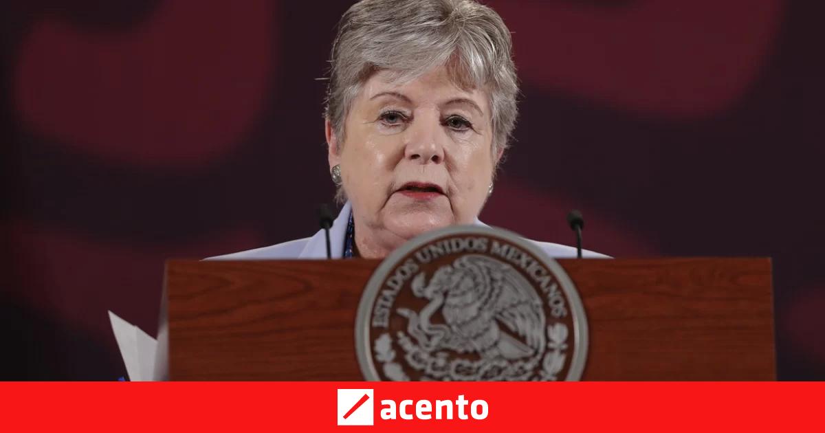 La Marina de México rescata a 34 connacionales que estaban atrapados en ...