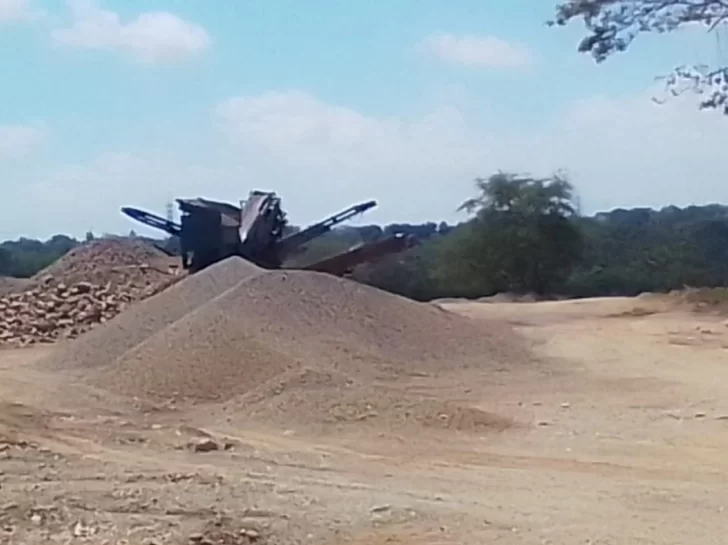 Paralizan actividades ilícitas de extracción de arena en Manoguayabo