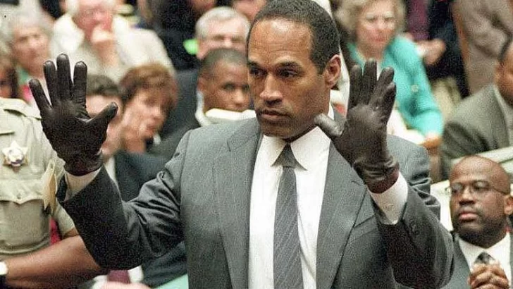 Muere O.J. Simpson: quién era la exestrella de la NFL que protagonizó 'el juicio del siglo' en EE.UU. por el brutal asesinato de su exesposa