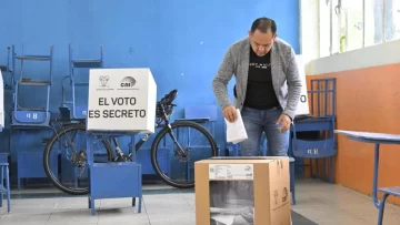 Noboa obtiene luz verde a la extradición en el referendo sobre política contra el narco