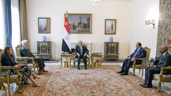 Una delegación de Hamás vuelve a Egipto para reanudar negociaciones de tregua
