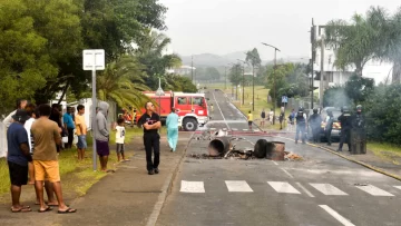 Tras ‘violencias increíbles’ en Nueva Caledonia, las autoridades llaman a la calma
