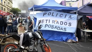 Protesta policial en Argentina para pedir mayores salarios